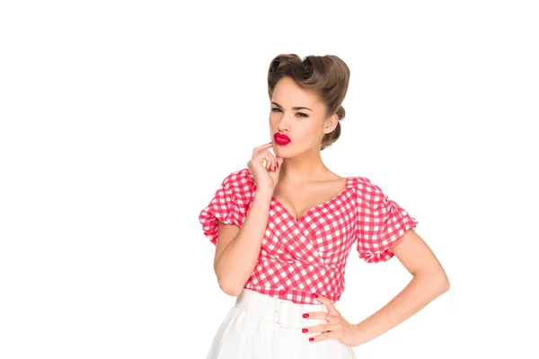 Retrato de mujer joven pensativa en ropa de estilo retro aislada en blanco - foto de stock