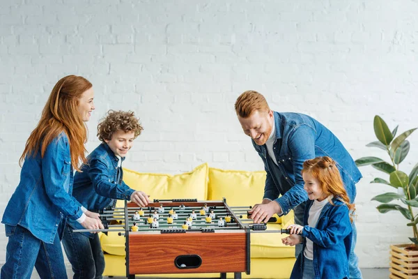 Familie — Stockfoto