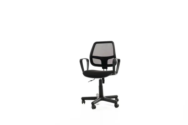 Cómoda silla de oficina con espacio de copia aislado en blanco - foto de stock