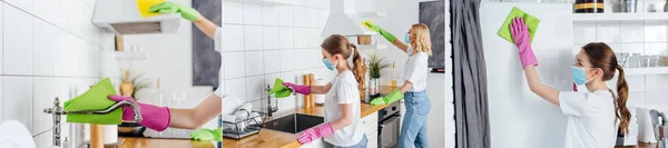 Colagem de irmãs em máscaras médicas e luvas de borracha limpeza cozinha — Fotografia de Stock