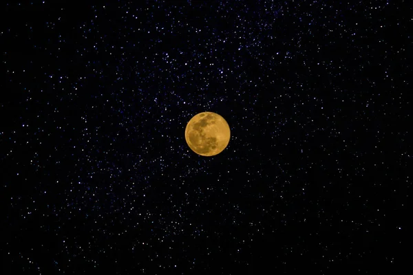 Luna llena en la noche Micro Luna . — Foto de Stock