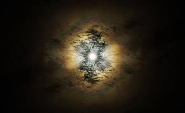 Полнолуние в ночь Микро Луны . — стоковое фото