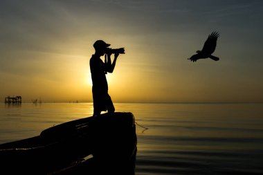 Siyah gölge fotoğrafçı.