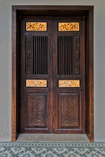 Old chinese vintage door. — Stock Photo, Image