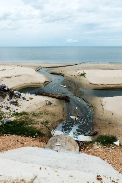 Atık su deşarj denize — Stok fotoğraf