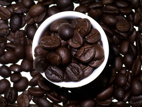 Roasted coffee beans. — Stock Photo, Image