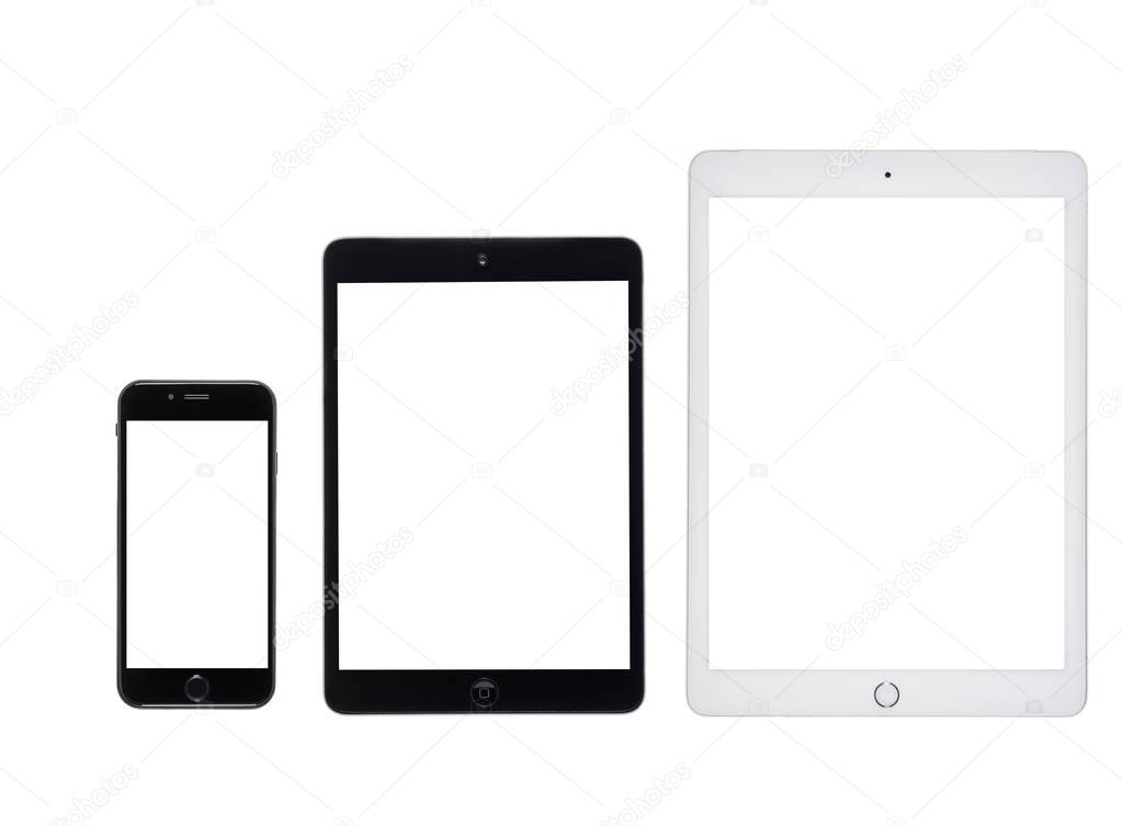 Digital devices with blank screens 