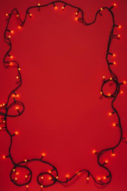 Noel ışıkları kırmızı izole Üstten Görünüm