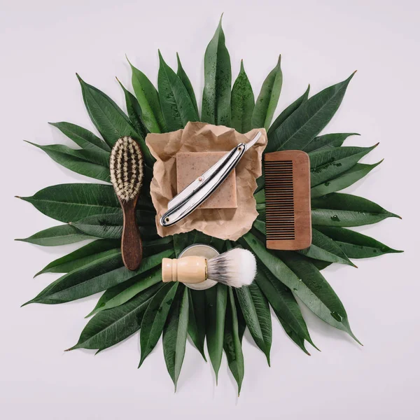 Top View Arranged Barber Tools Shaving Green Leaves Isolated Grey — Stock Photo, Image