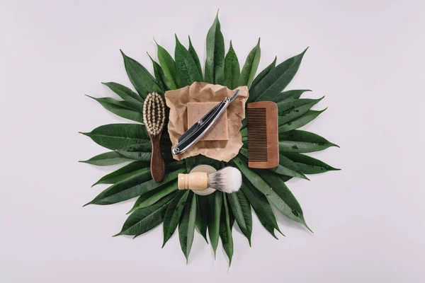 Top View Arranged Barber Tools Shaving Green Leaves Isolated Grey — Stock Photo, Image