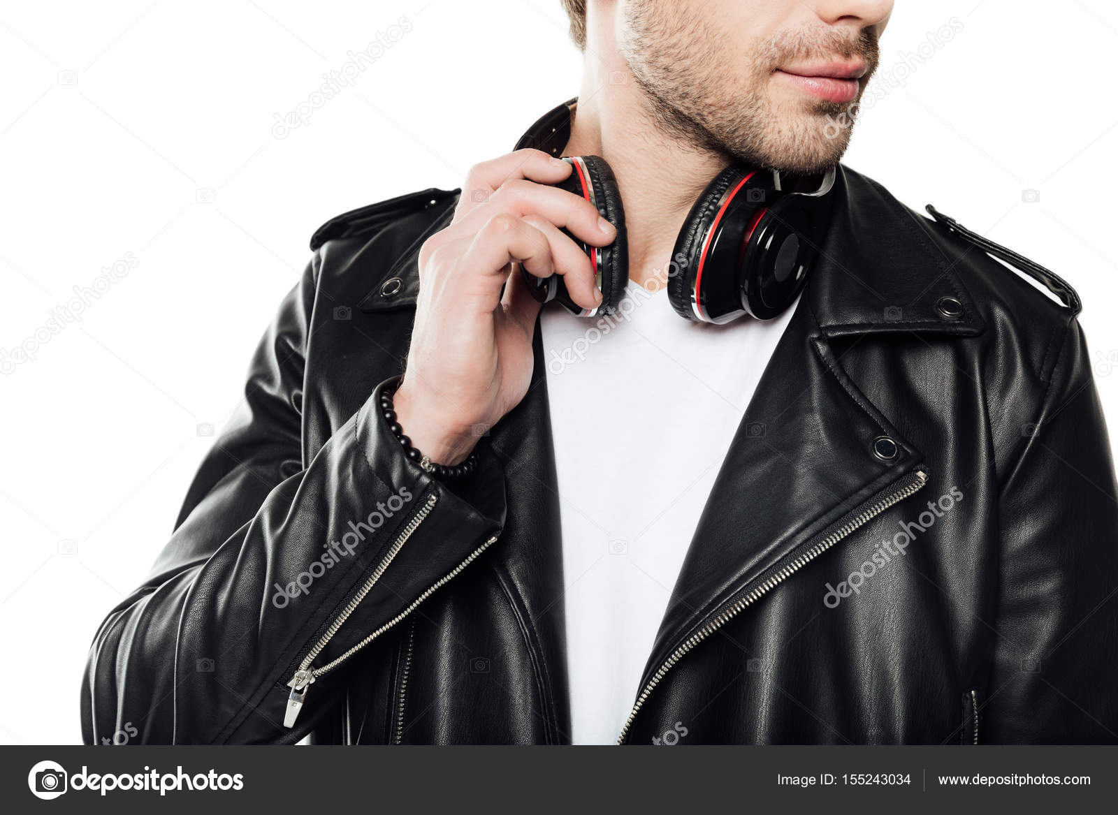 Headset on neck clearance