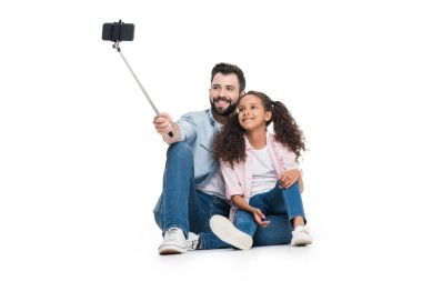 Baba ve kızı alarak selfie 
