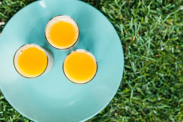 Fresh juice in glasses — Stock Photo, Image