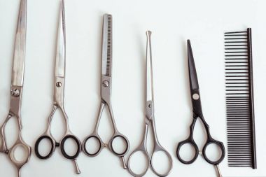 set of groomer tools