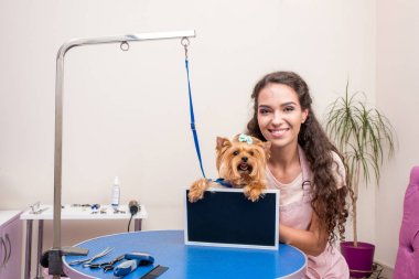damat ve Pano ile köpek