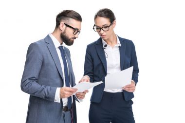 iş kağıtları arıyorsunuz takım elbiseli adamları