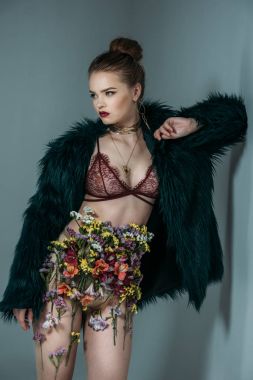 çiçek etek şık modeli