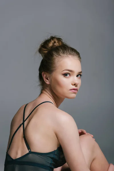 Attraktive Teenager-Mädchen — Stockfoto