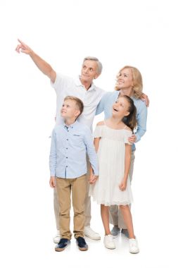 dedesi bir şeyler gösteriyor 