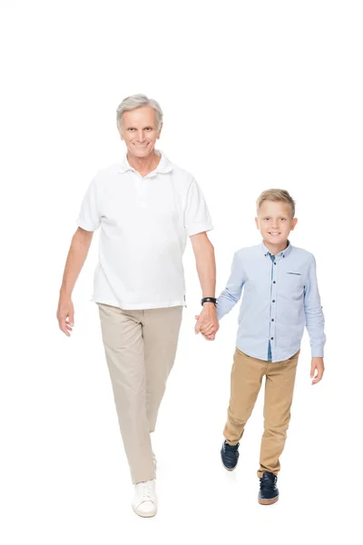 Kakek dan cucu berpegangan tangan. — Stok Foto
