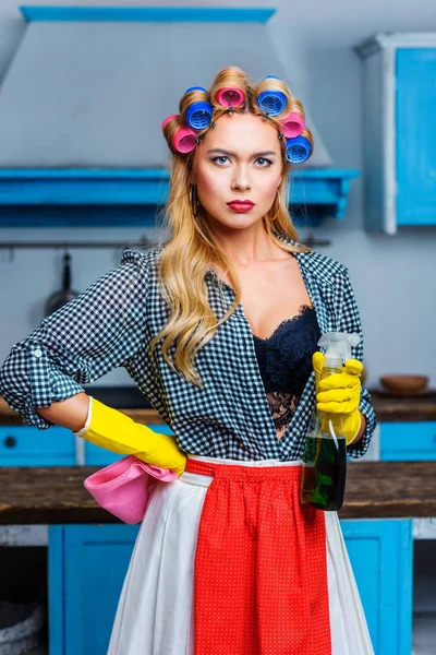 Housewife — Stock Photo, Image