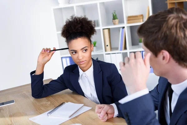 Gente de negocios multicultural — Foto de Stock