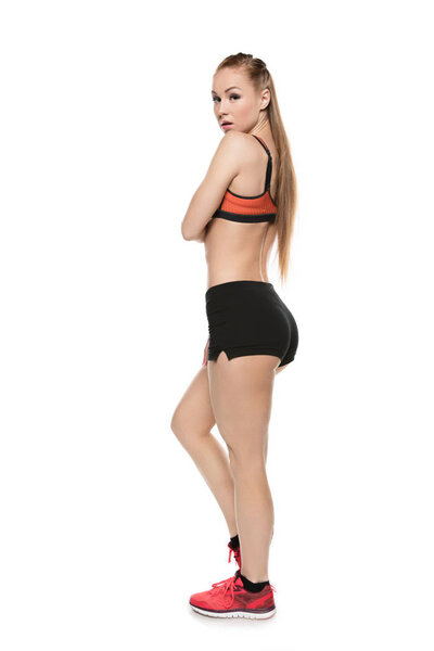 Спортивная молодая женщина
