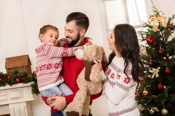 8 Holiday Traditions Research Proves Boost Happiness and Health