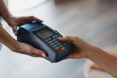 Ödeme kredi kartı ve terminal