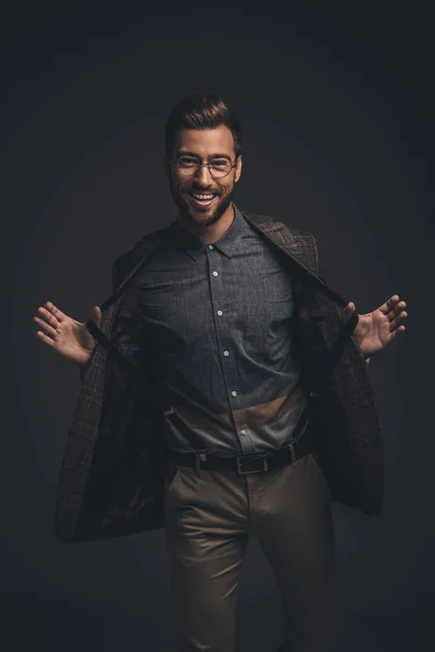 Man pulling suspenders — Stock Photo, Image