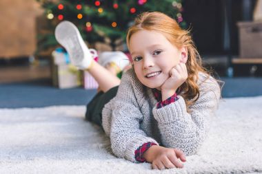Kız Noel'de rahatlatıcı