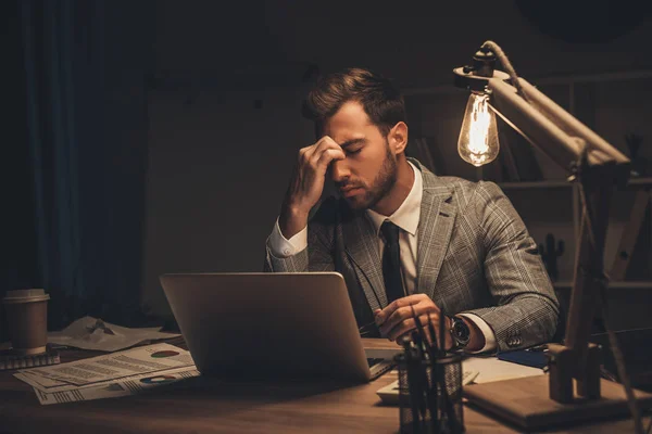 Overworked businessman — Stock Photo, Image