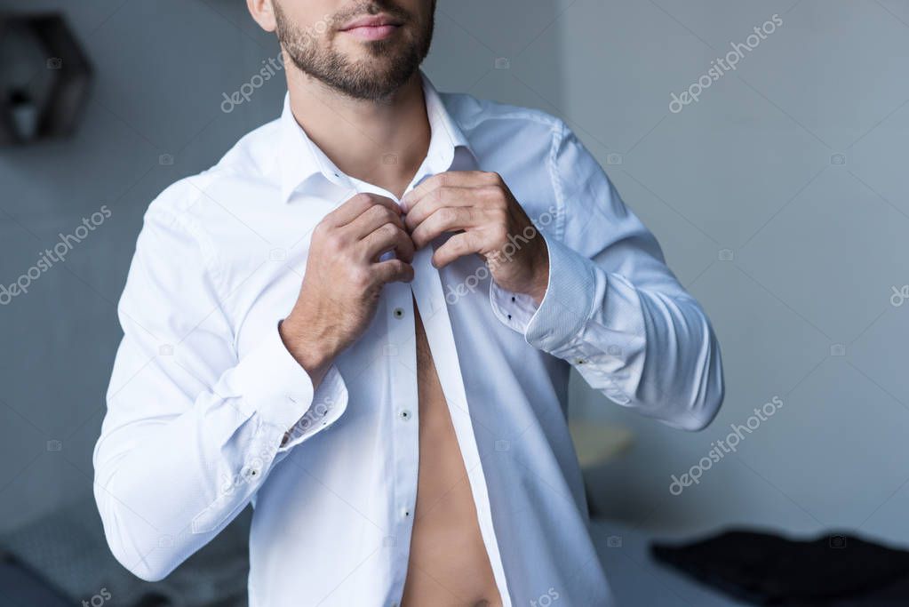 Abbottonatura sales camicia uomo