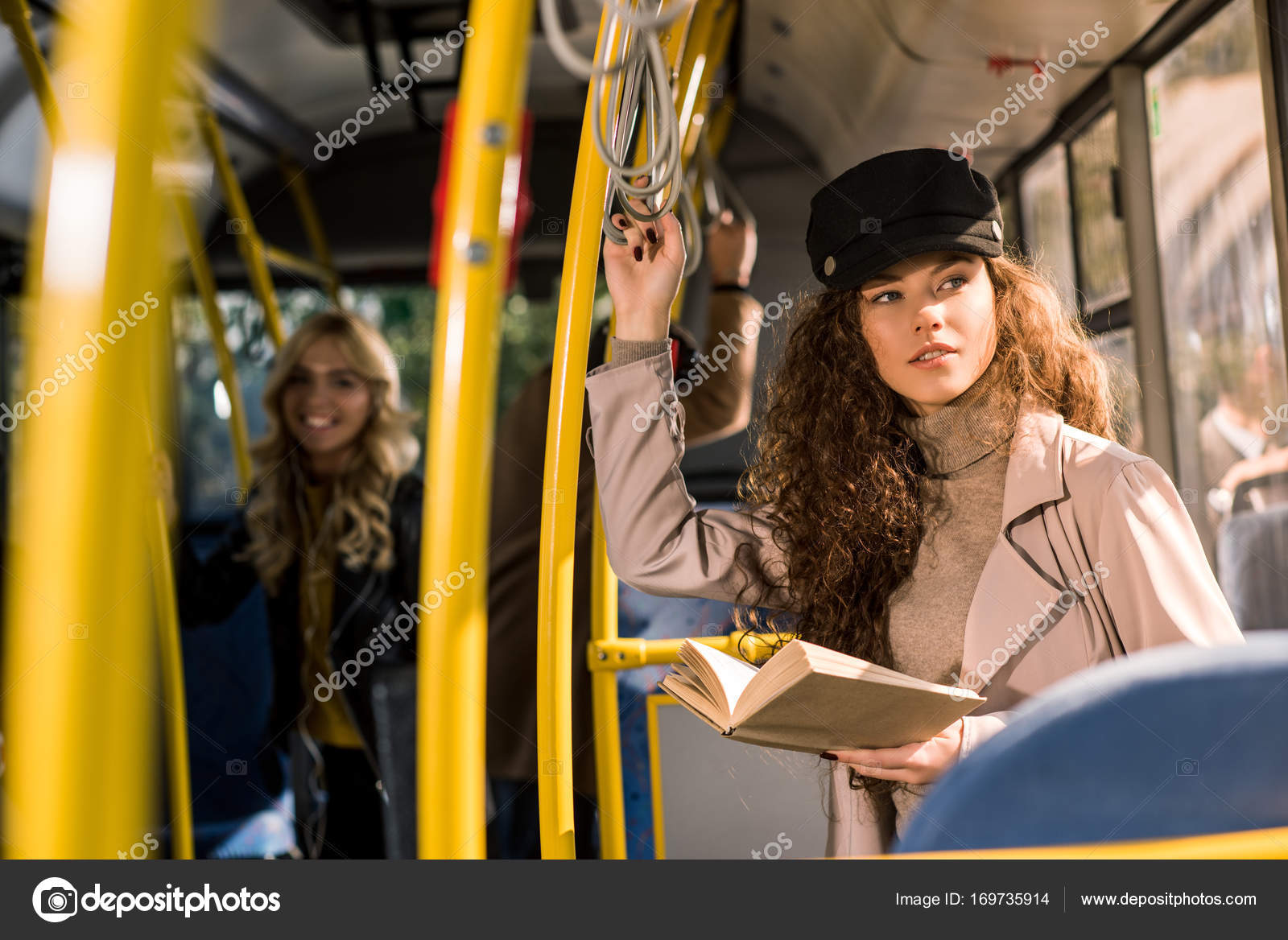 Как Познакомиться С Девушкой В Автобусе