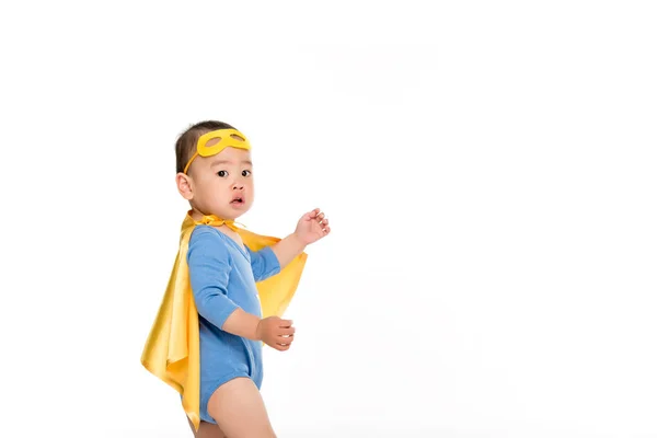 Asiático niño en superhéroe capa — Foto de Stock