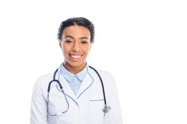 Afrika kökenli Amerikalı doktor gülümseyen