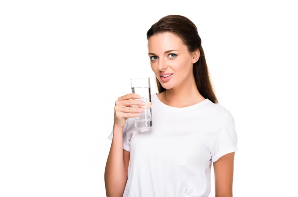 Giovane donna con bicchiere d'acqua — Foto Stock