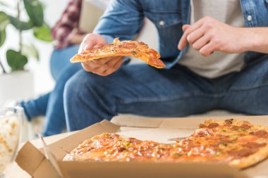 Pizza.