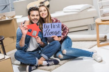 Çift gösteren ev işaretleri