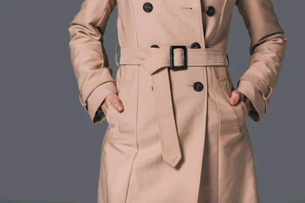 Woman in trench coat — Stock Photo, Image