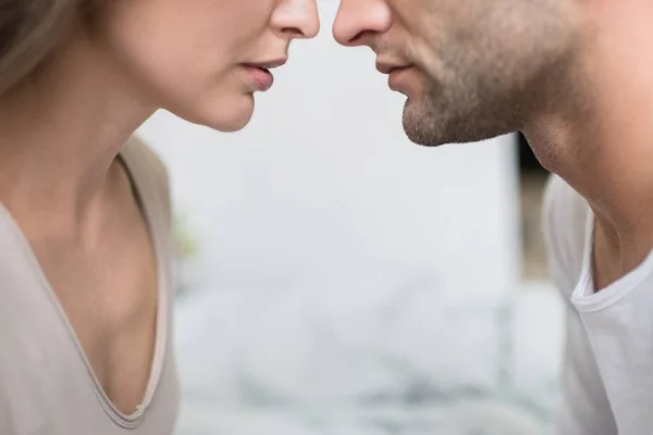 Girlfriend going to kiss boyfriend — Stock Photo, Image