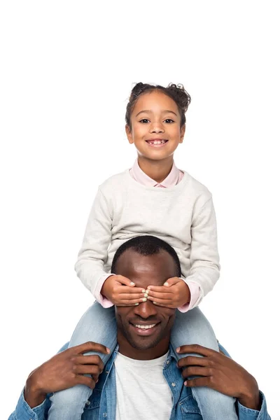 Daughter closing eyes to father — Stock Photo, Image