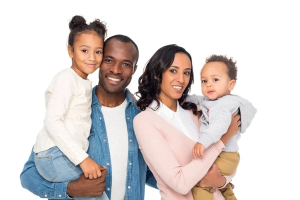 Família americana africana feliz com dois filhos — Fotografia de Stock