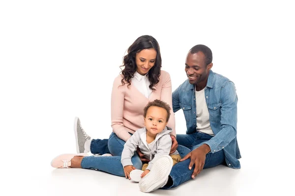 Ευτυχισμένη οικογένεια αφροαμερικάνων — Φωτογραφία Αρχείου