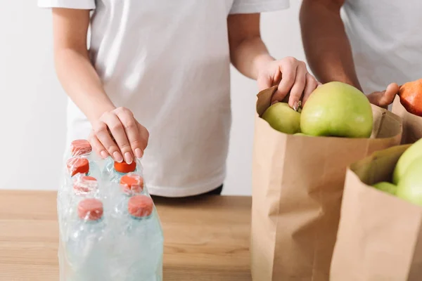 Volunteers with charity goods — Stock Photo, Image