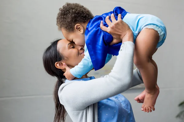 Mutter und Sohn — Stockfoto