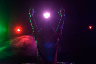 DJ