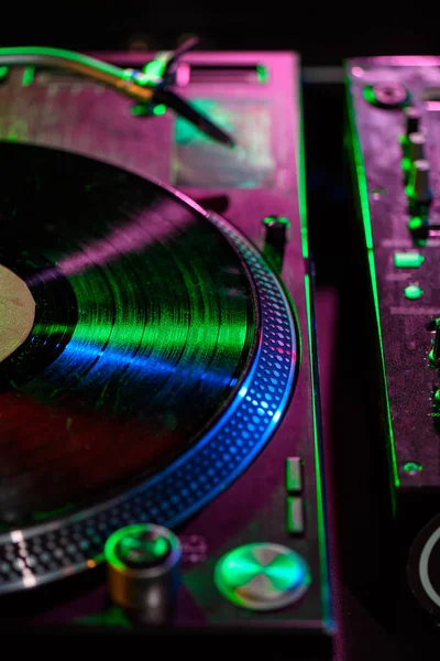 Sound mixer with vinyl — Stock Photo, Image