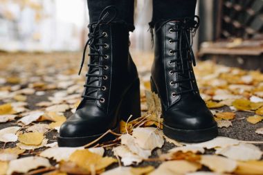 leather boots clipart