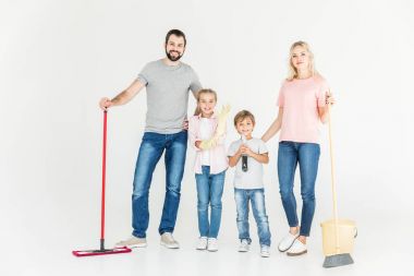 Aile ile temizlik ekipmanları